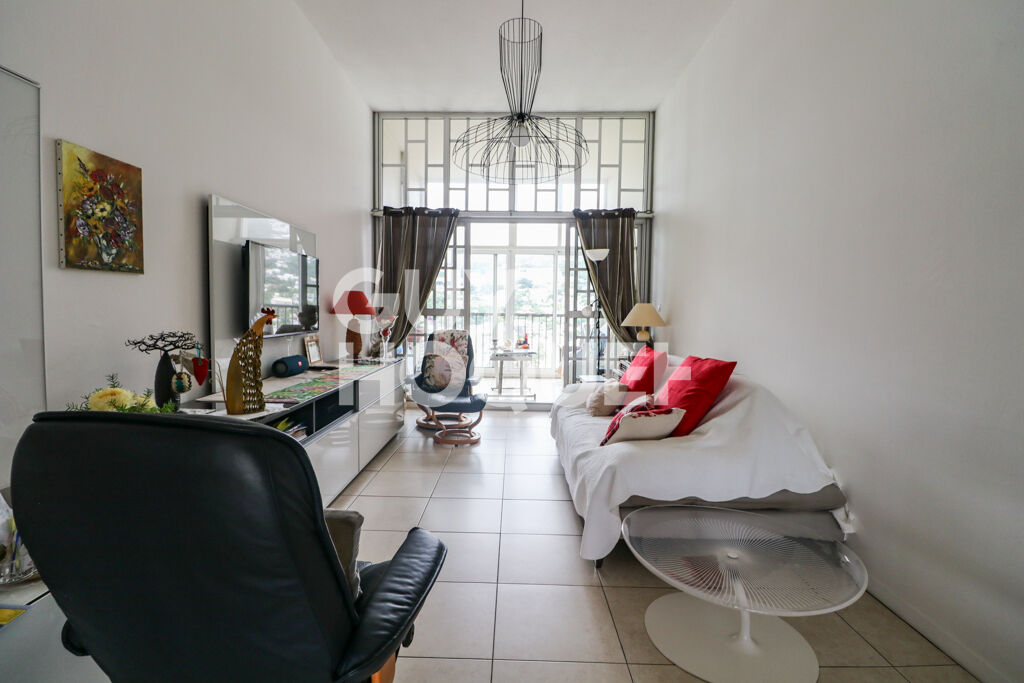 APPARTEMENT T4 - BLVD SUD