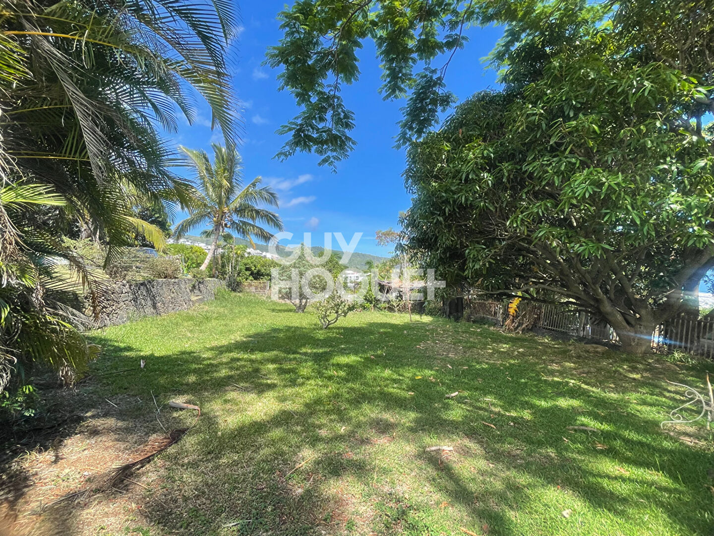 Terrain vue mer Saint Denis 769 m2