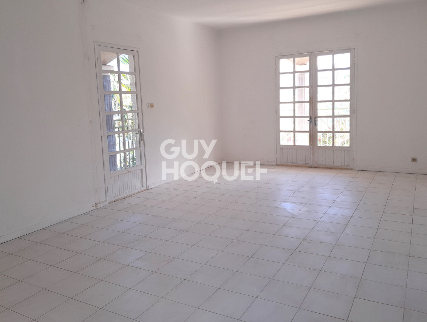 TAMPON( proche centre )