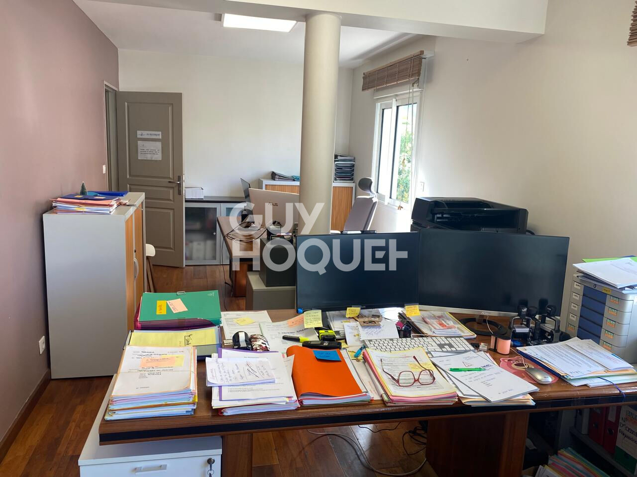 Vastes bureaux centre-ville de Saint Denis, proche Jardin de l'Etat
