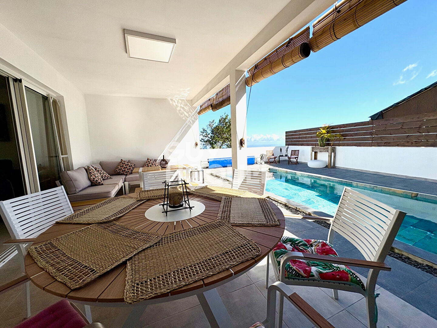 Magnifique Villa vue mer secteur Petite-Ile