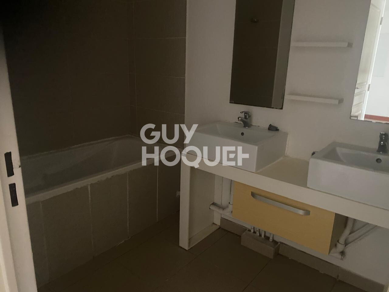 T3 Sainte-Clotilde, quartier Deux-Canons