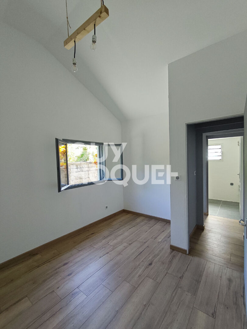 Maison Petite Ile 3 pièce(s) 61.46 m2