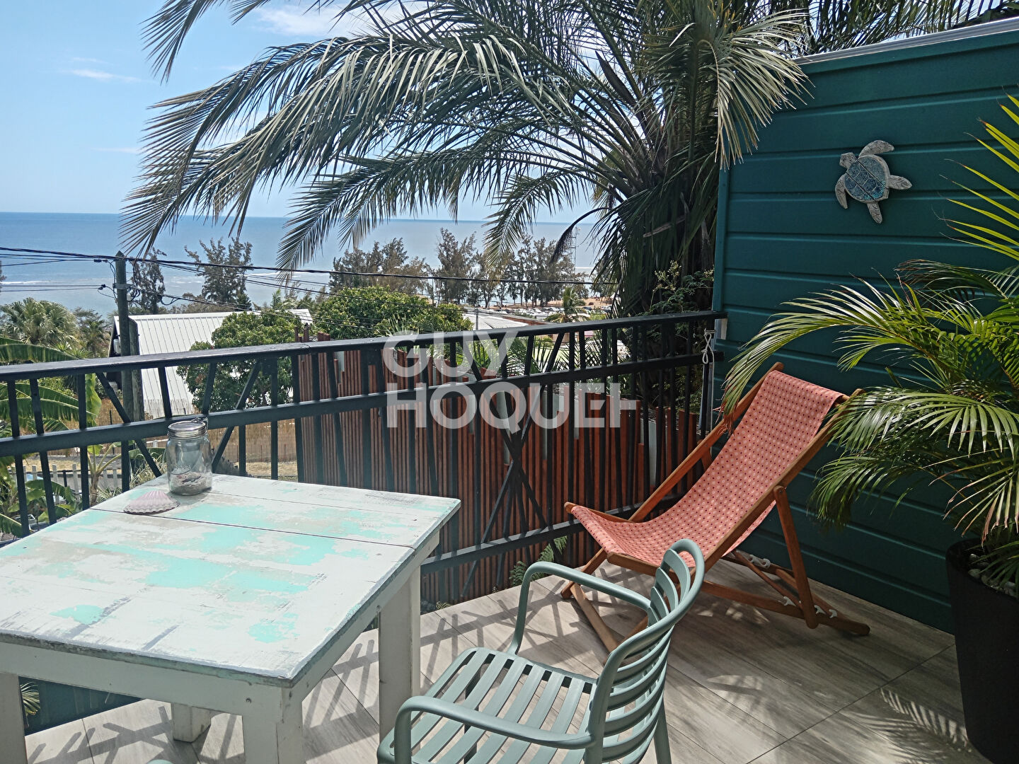 haut de villa vue mer et piscine