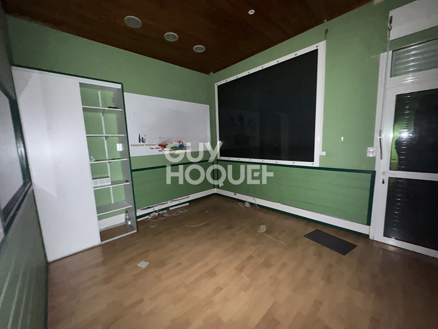 A louer local commercial de 62.34 m² Bras6Panon