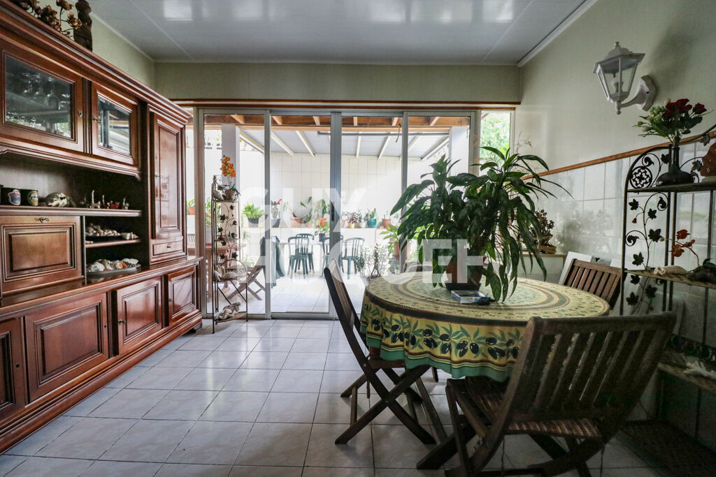 À Vendre Haut de maison T6 avec vue mer  La Chaloupe Saint-Leu