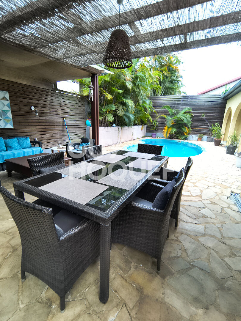 Maison meublée  F5 avec piscine Ravine Des Cabris 127;75 m²