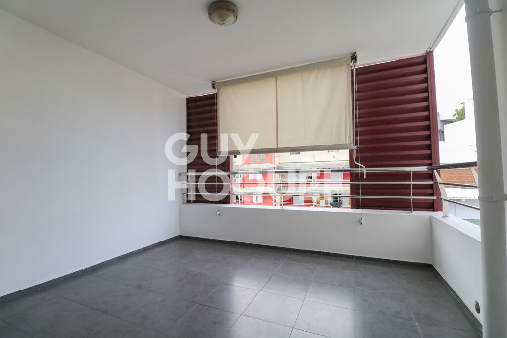 T3 - Proche clinique ste clotilde