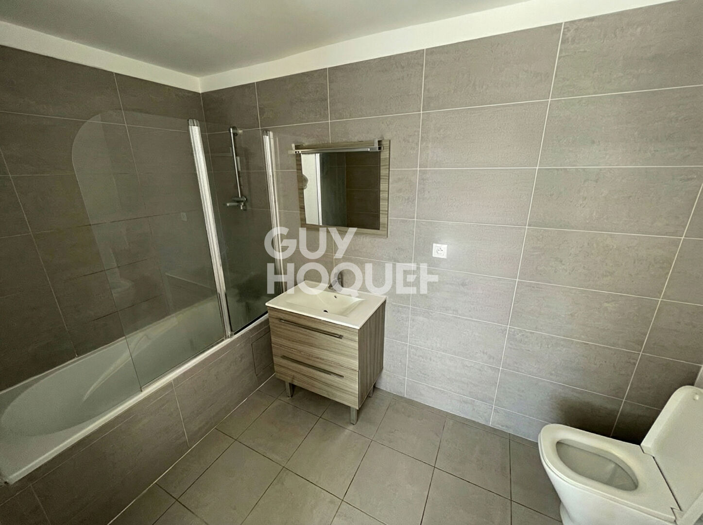 Appartement  T2 Saint Denis 44 m2 + 2 varangues vue mer