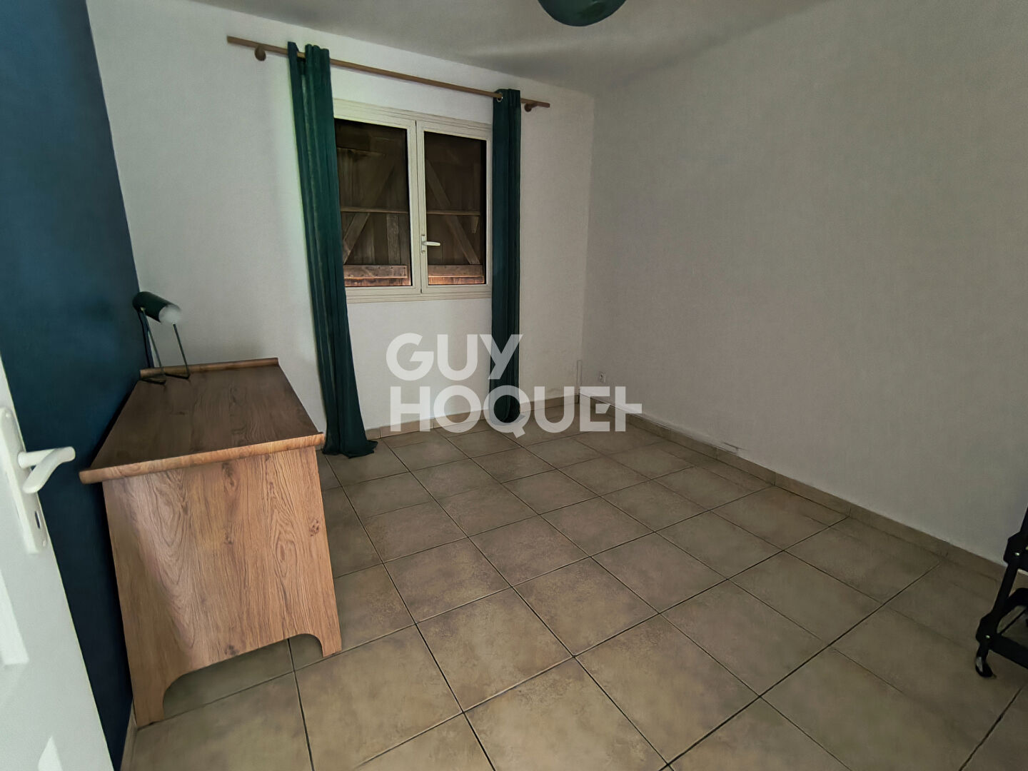 Maison meublée  F6 de 104.35 m²  12 ème