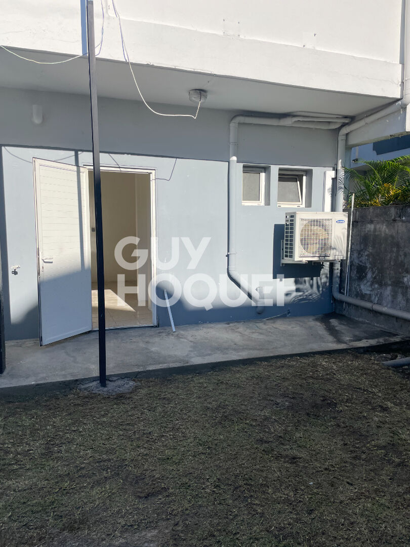 A louer local commercial de 43.87 m2 env au Centre Ville