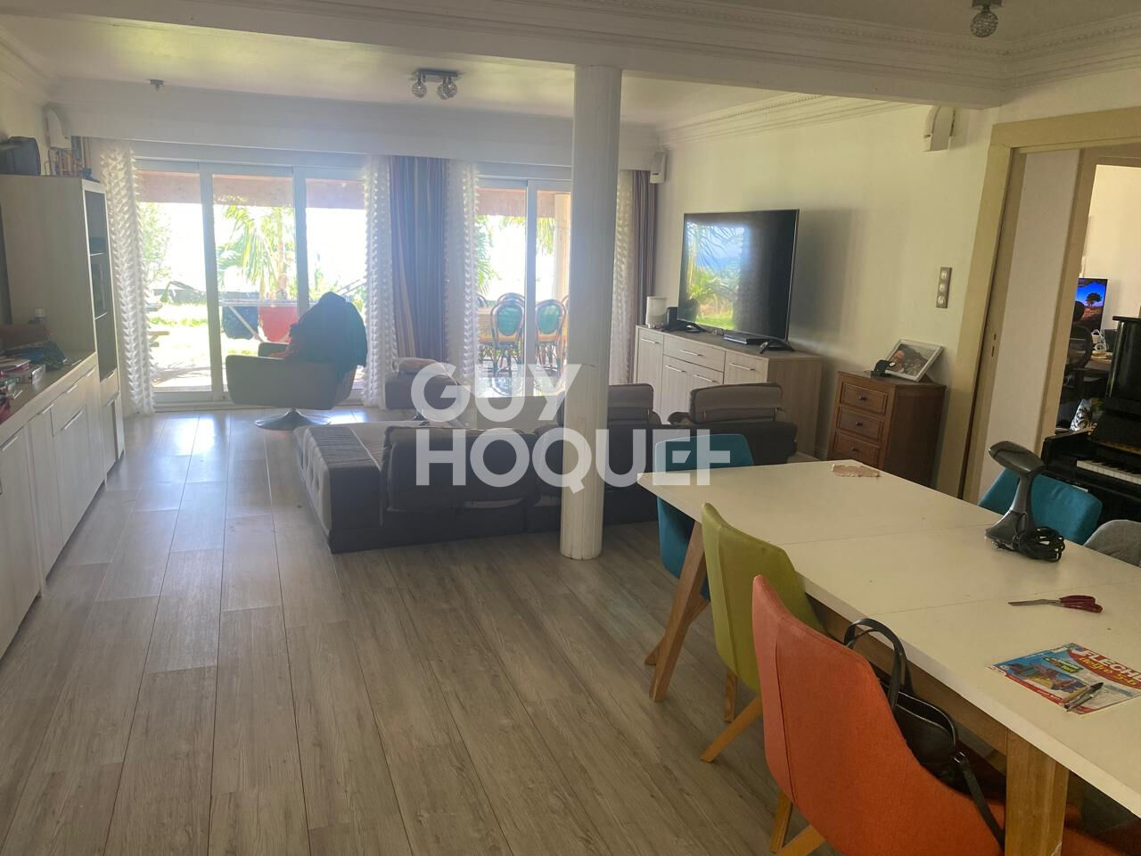 Vaste maison de 260 m2 , domaine de Montgaillard