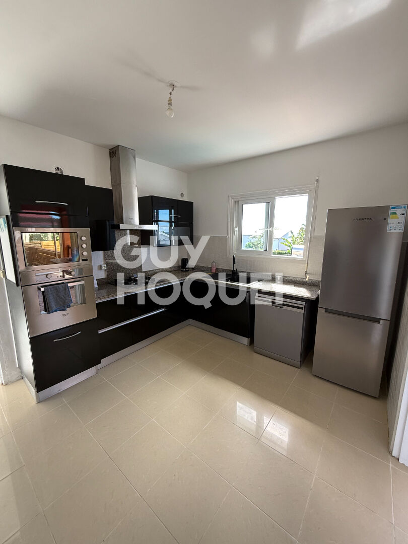 Maison Sainte Suzanne 6 pièce(s) 172 m2
