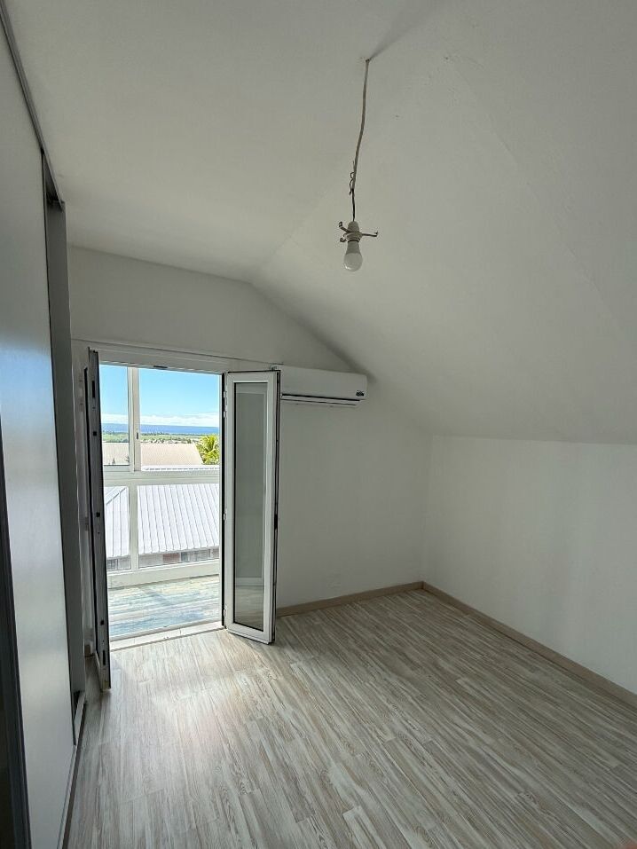 Maison Sainte Suzanne 6 pièce(s) 172 m2