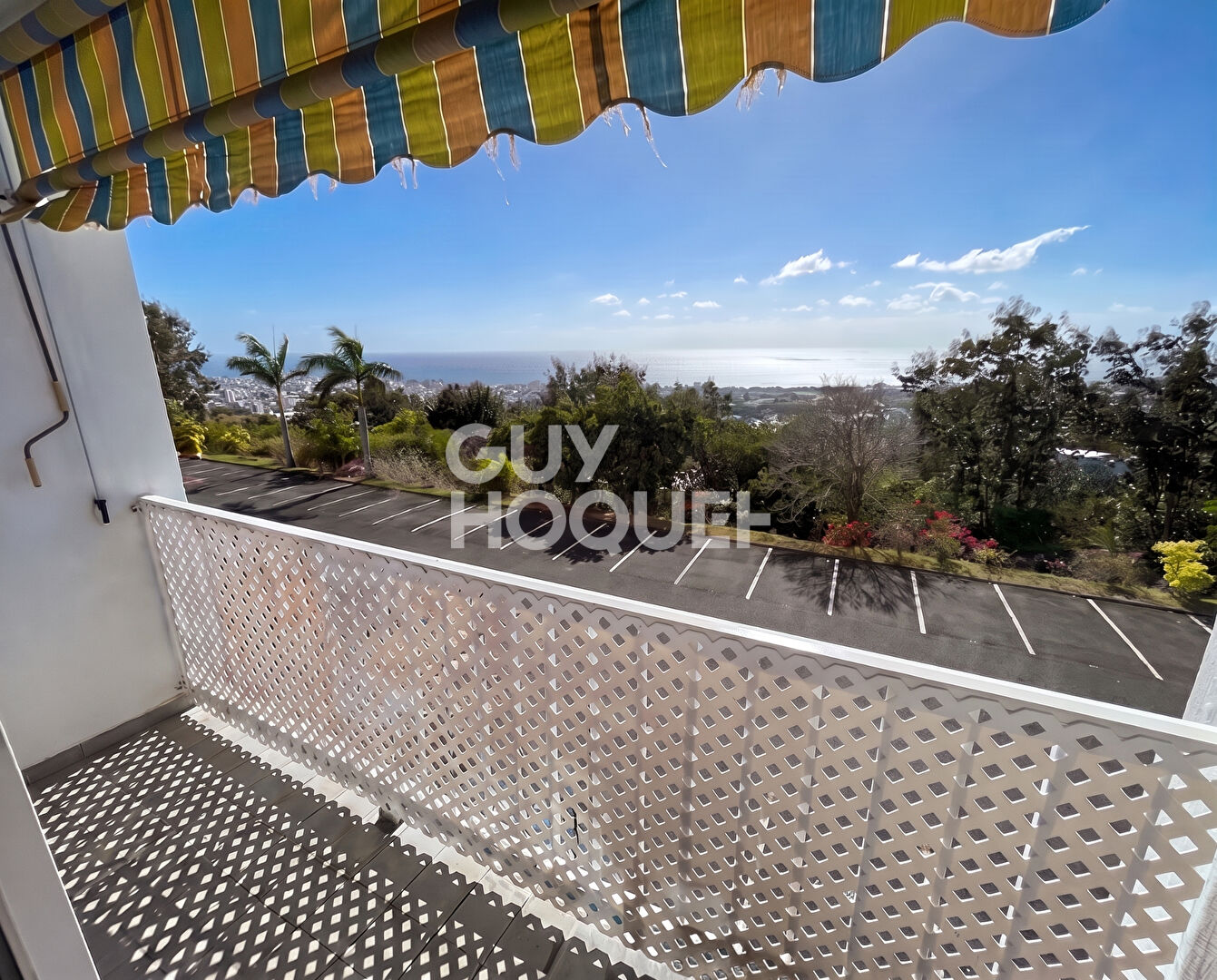 Vue mer imprenable -T3  meublé 58 m² - Saint-Denis