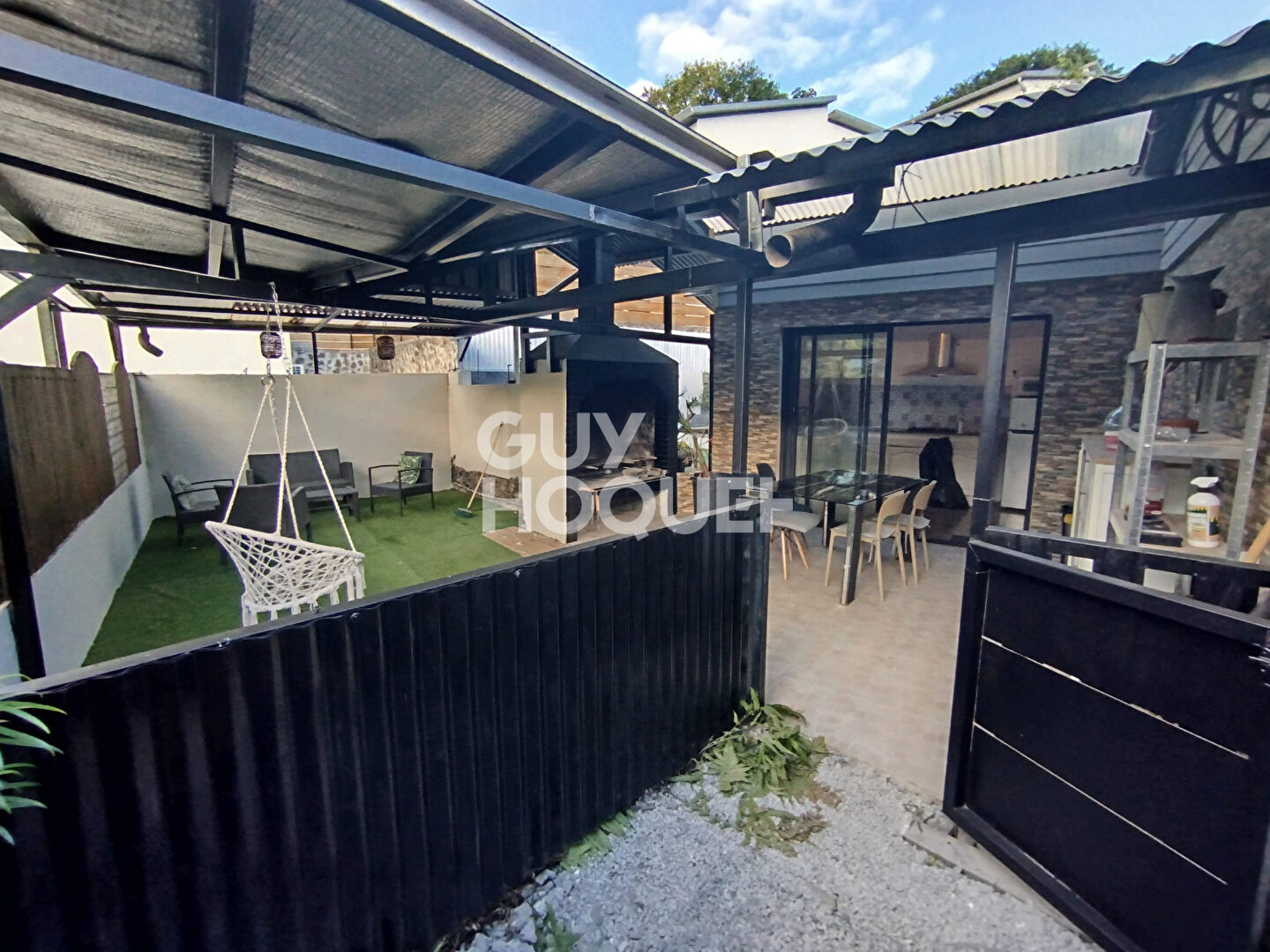 Maison 5 pièces 76 m² · à Saint-Pierre · 76 m² · 240 000 €
