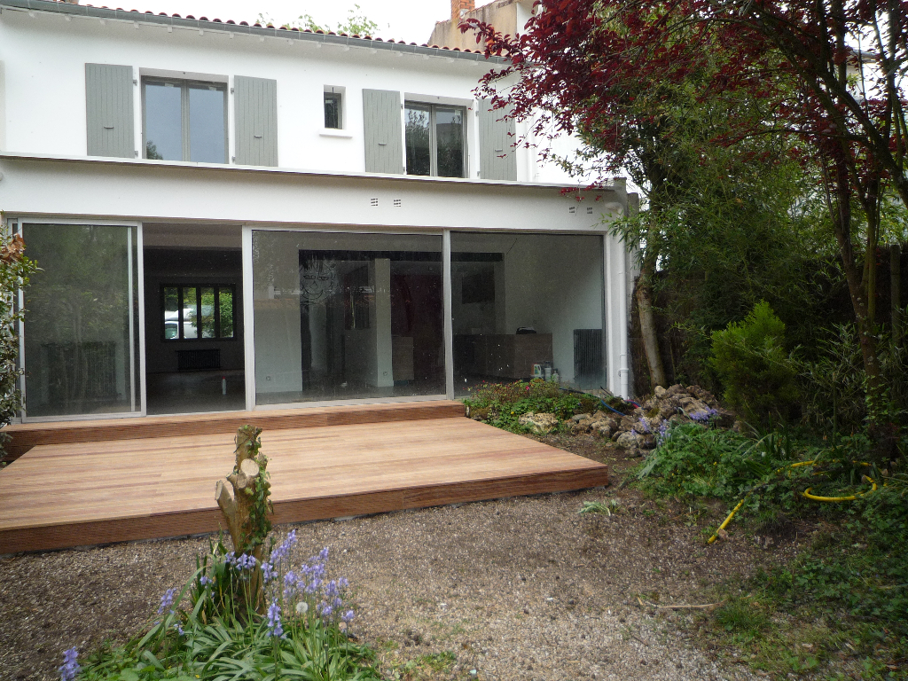 Agence immobilière de AGENCE A. RATEAU LR