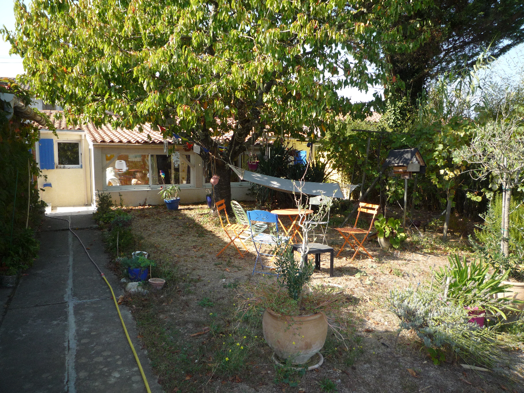 Agence immobilière de AGENCE A. RATEAU LR