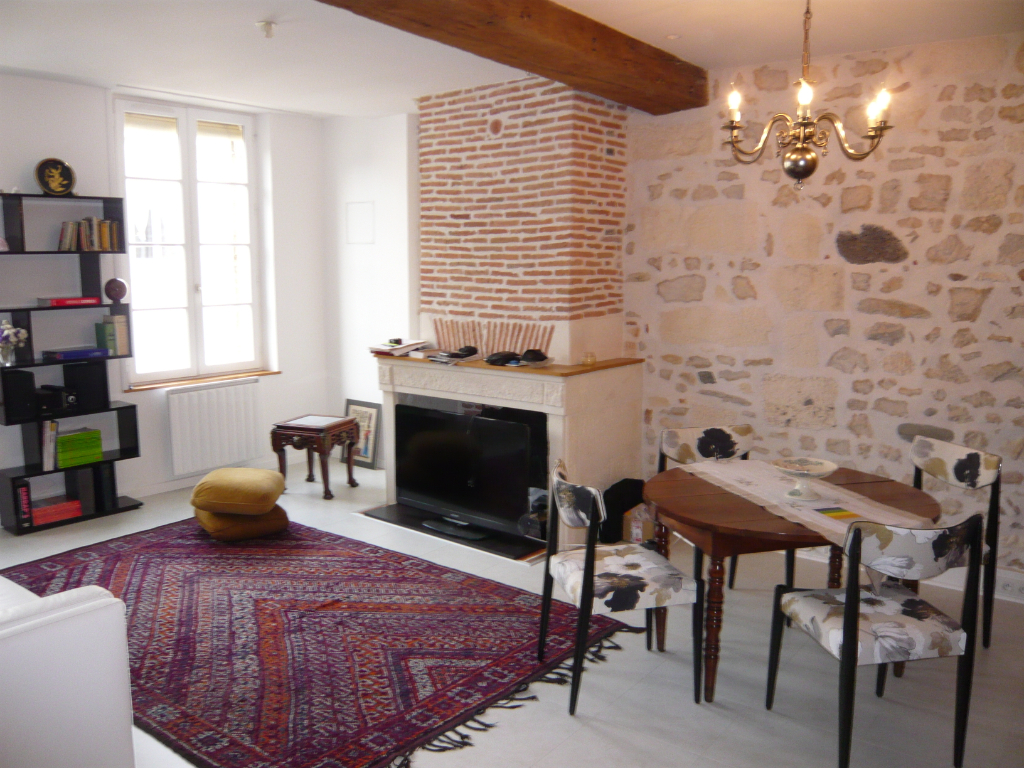 Photo T2 Meublé CV LA ROCHELLE image 1/4