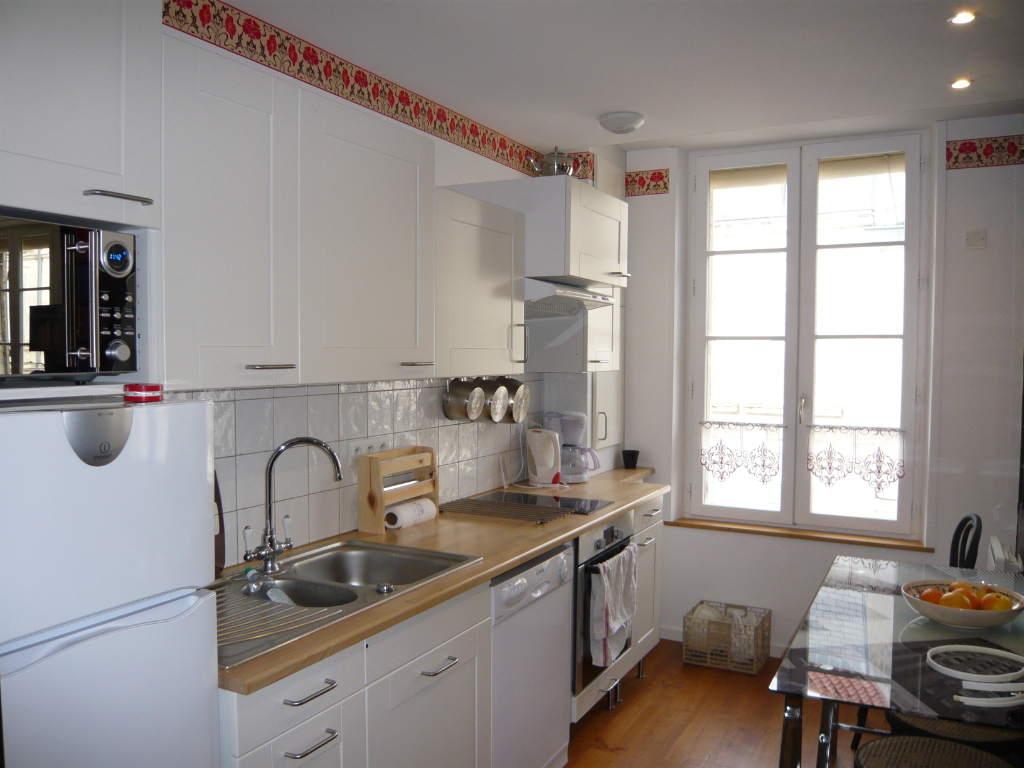 Photo T2 Meublé CV LA ROCHELLE image 2/4