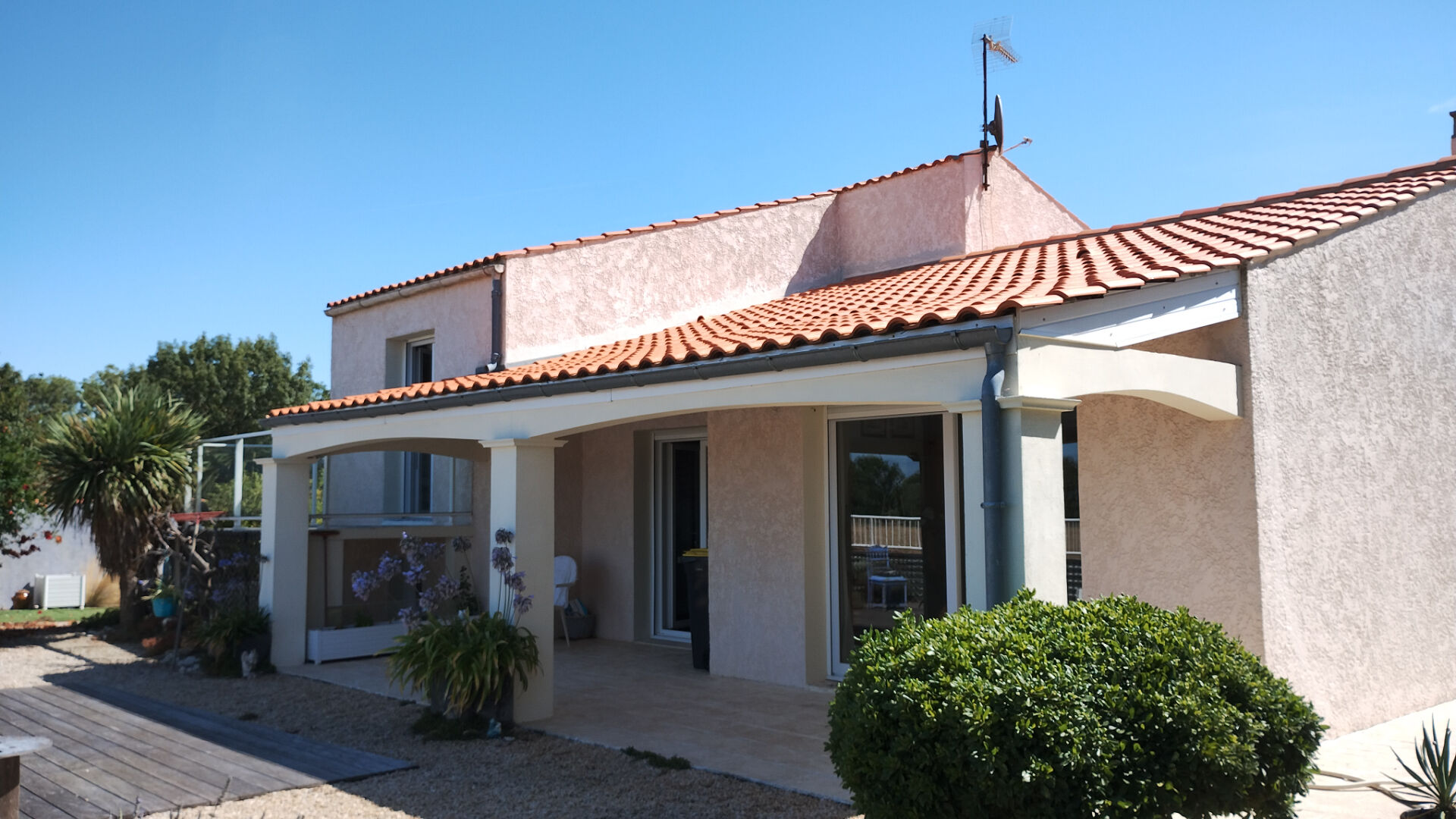 Agence immobilière de AGENCE A. RATEAU LR