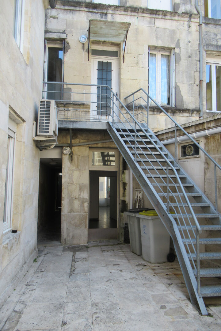 Photo MURS COMMERCIAUX CENTRE ROCHEFORT image 5/5