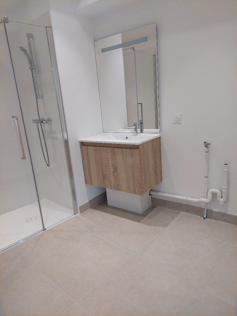 Photo T2 TERRASSE ASCENSEUR GARAGE image 4/4