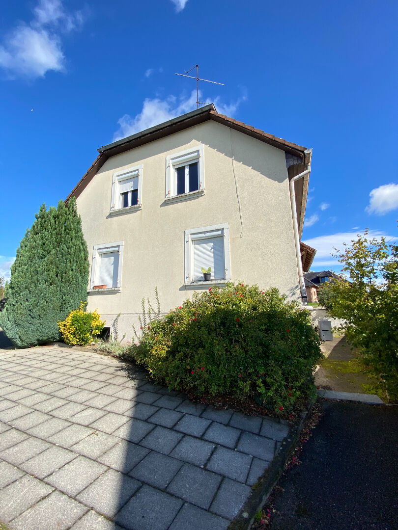 Photo Immeuble Burnhaupt Le Haut 181 m²  avec 2 appartements image 2/6
