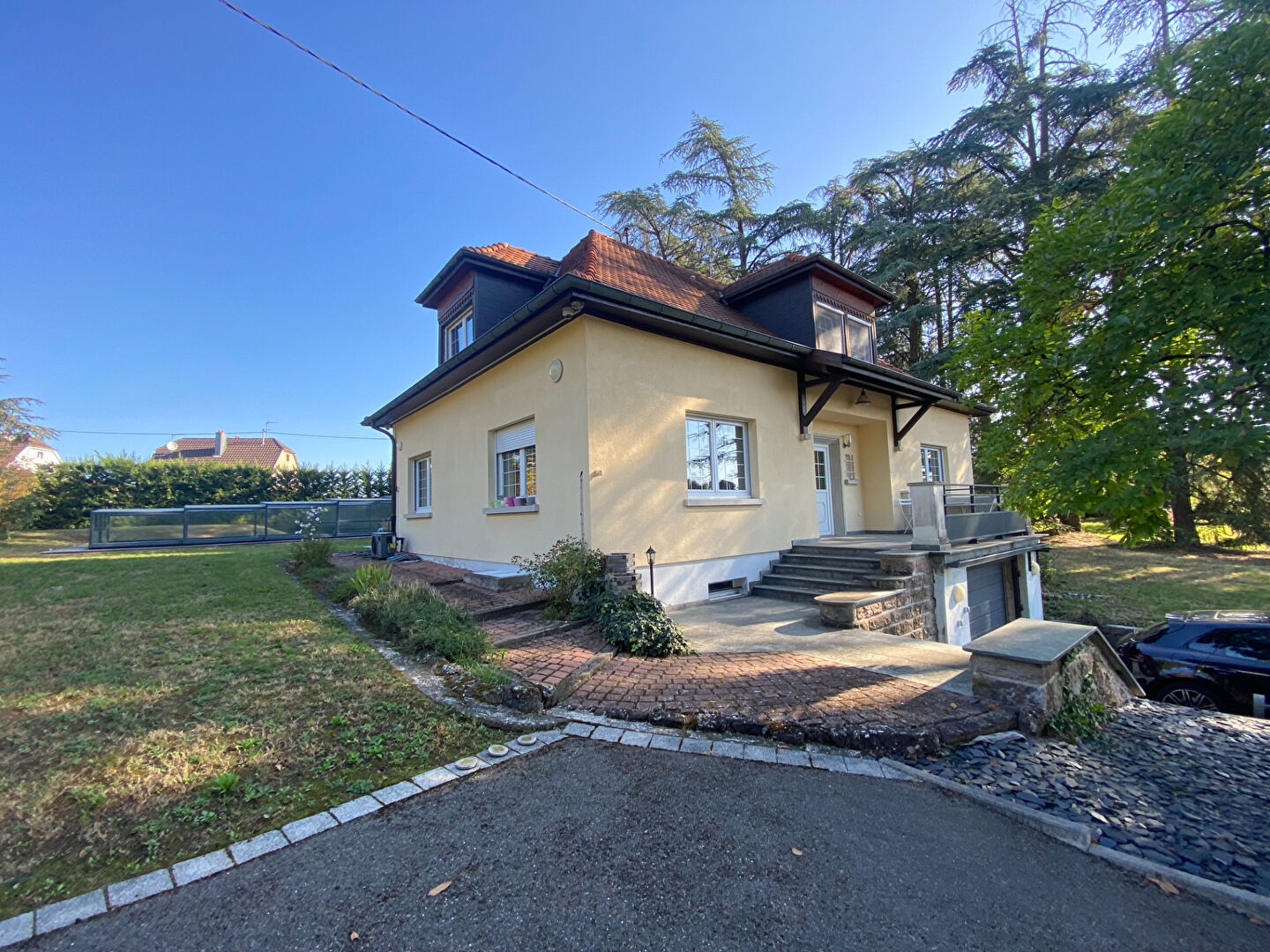 Maison Cernay 6 pièce(s) 166 m² - 4 chambres - piscine - 30 ares 57