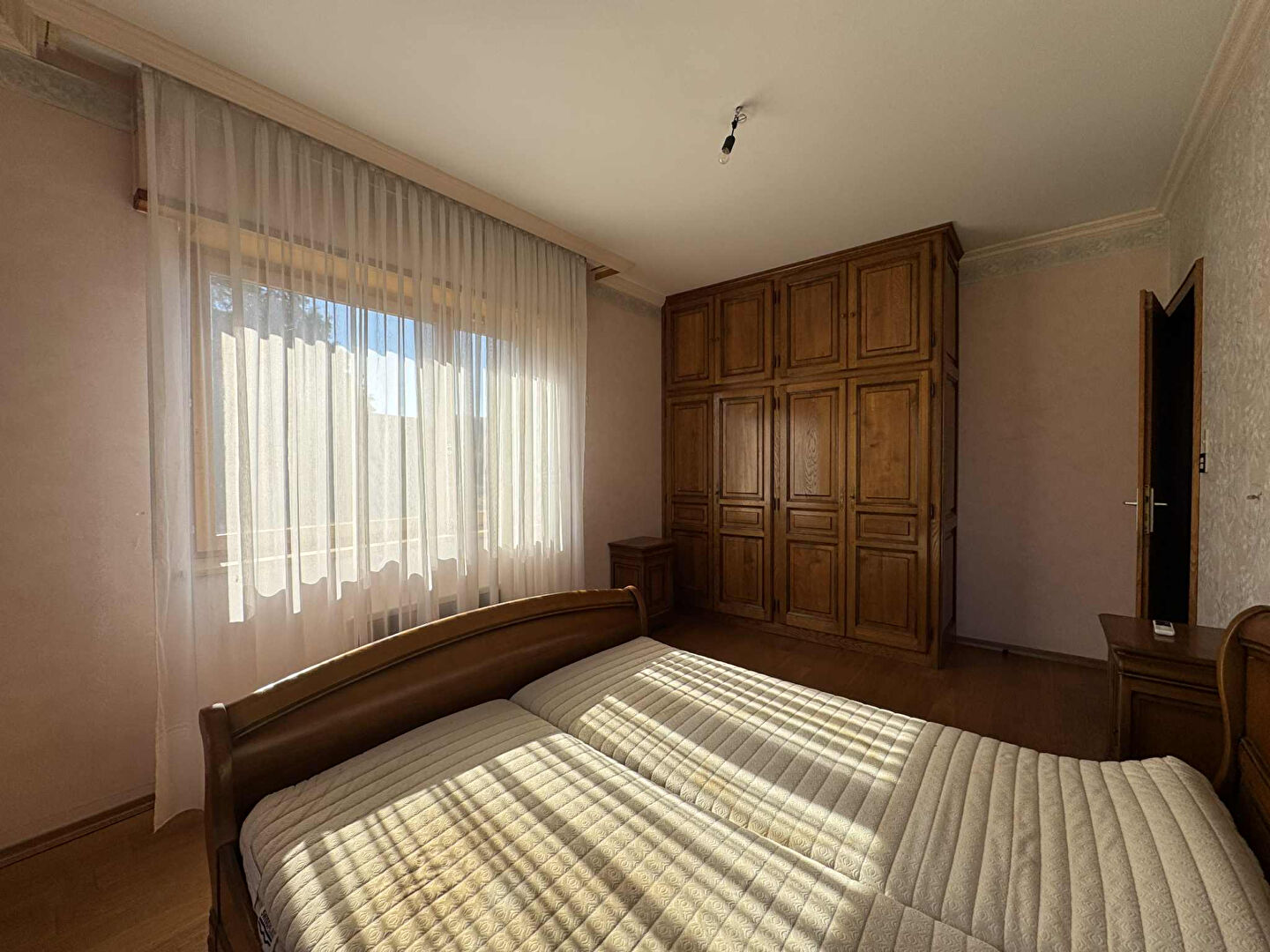 Photo MAISON INDIVIDUELLE AVEC GRAND TERRAIN CONSTRUCTIBLE image 4/6