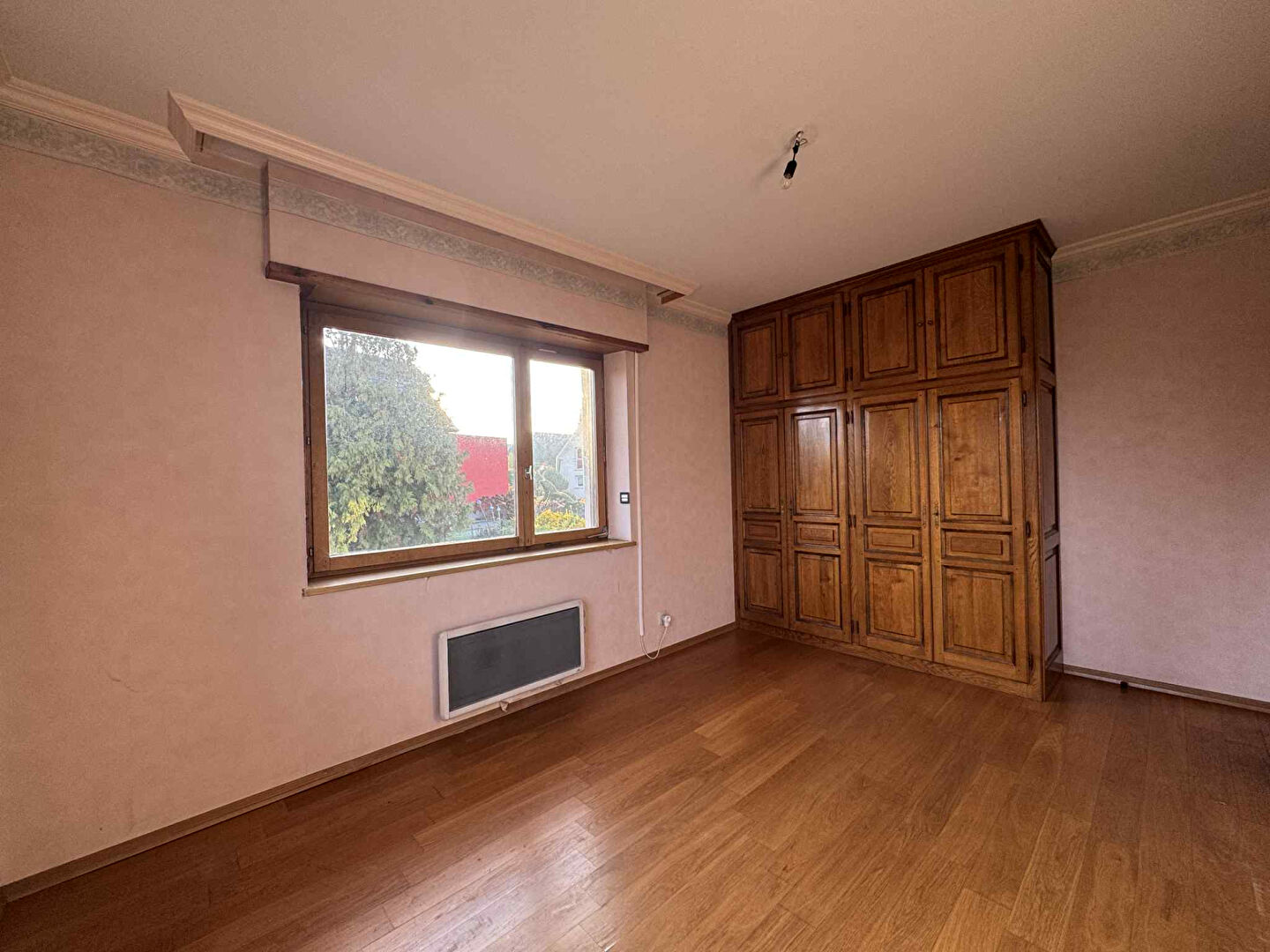 Photo MAISON INDIVIDUELLE AVEC GRAND TERRAIN CONSTRUCTIBLE image 6/6