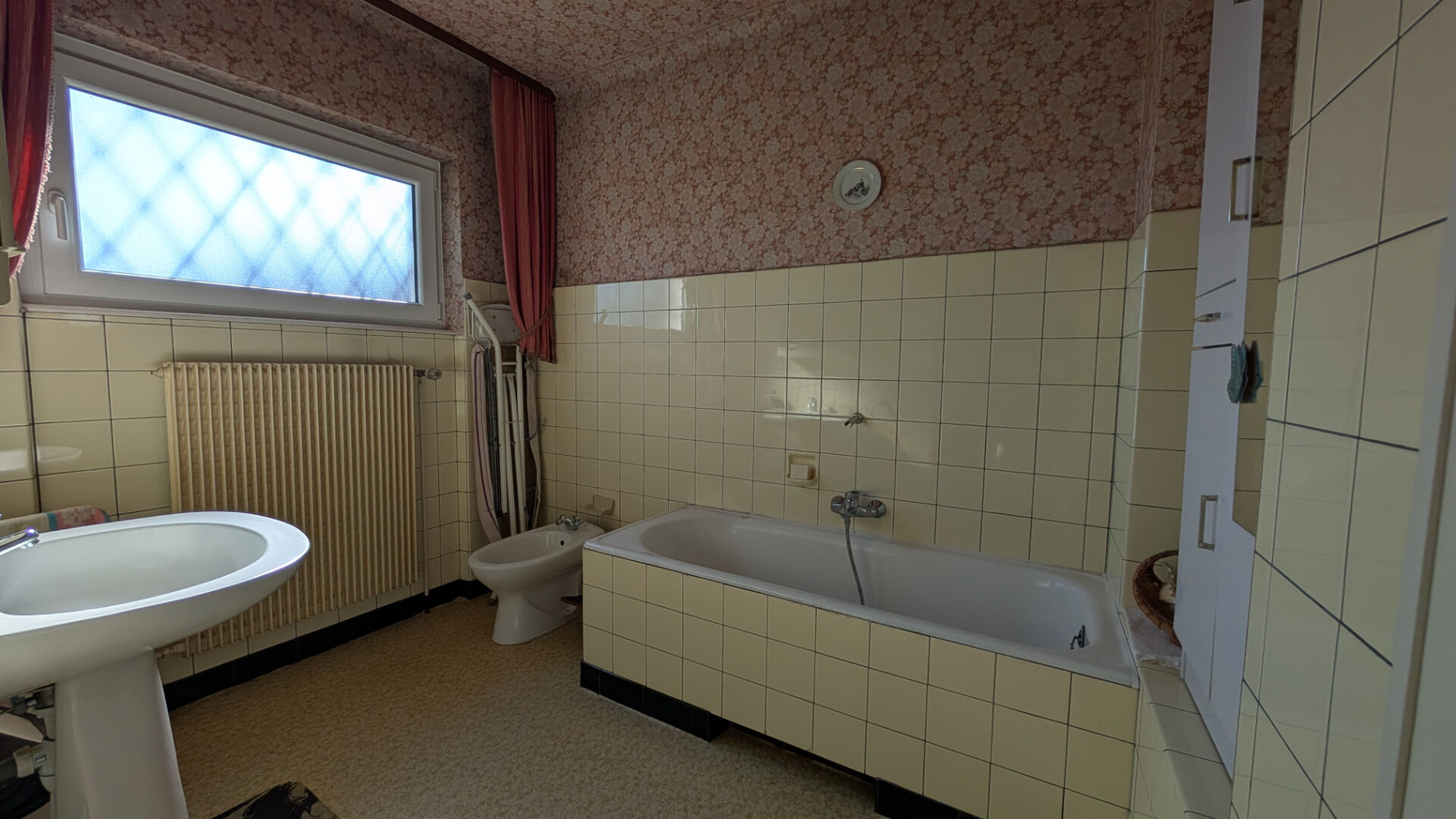 Photo Maison avec vue sur les montagnes image 5/6