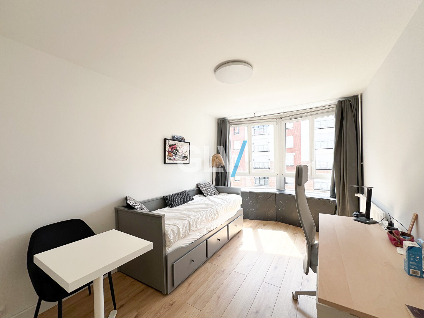 Photo Magnifique studio secteur VAUBAN LA CATHO image 1/4