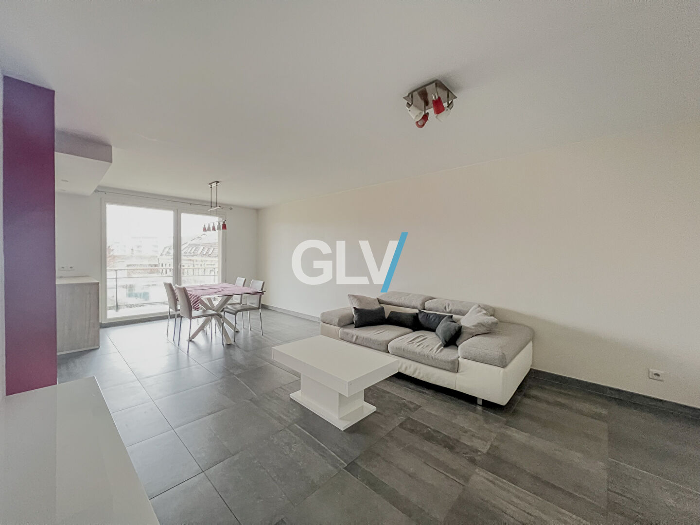 Photo T3 Lille-Loos - Parking et balcon image 6/6