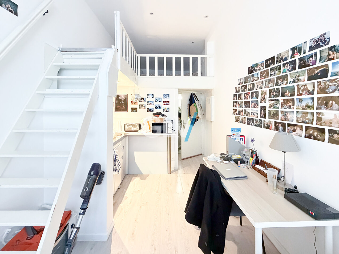 Studio vendu meublé - Secteur La Catho