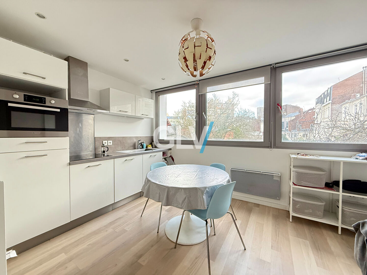 Photo Magnifique studio secteur République image 1/4