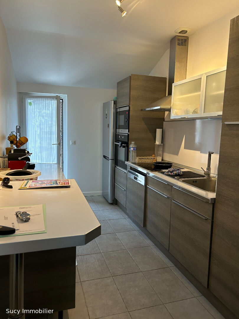 Appartement Draveil 3 pièce(s) 65 m2 avec dépendance de 20m²