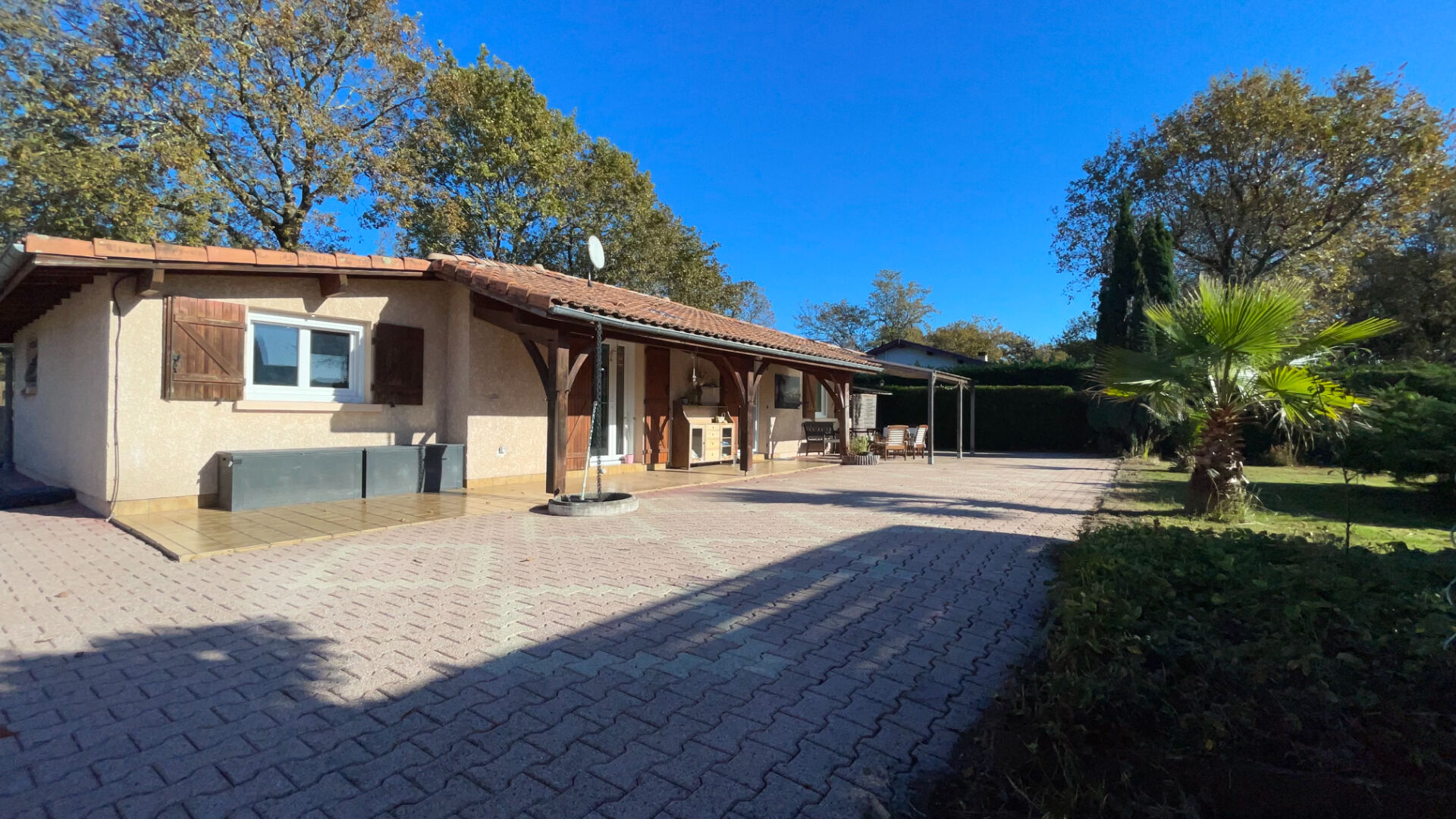 Photo Maison Saint Girons 7 pièce(s) 136 m2 image 2/6