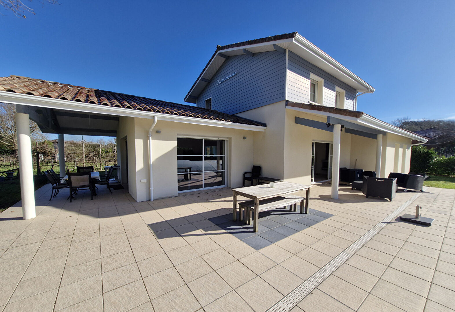 Agence immobilière de 
 Tosse Immo - AGENCE DES PINS 
