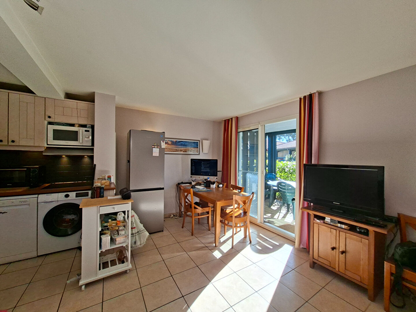 Agence immobilière de 
 Tosse Immo - AGENCE DES PINS 
