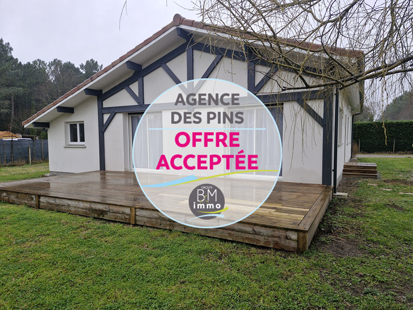 Agence immobilière de 
 Tosse Immo - AGENCE DES PINS 
