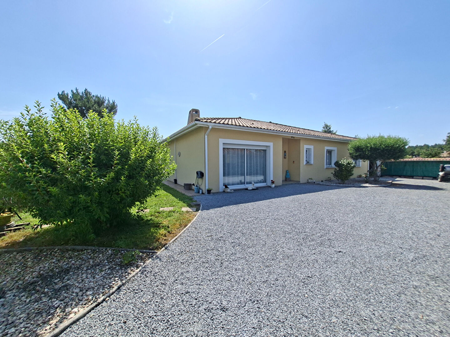 Agence immobilière de 
 Tosse Immo - AGENCE DES PINS 

