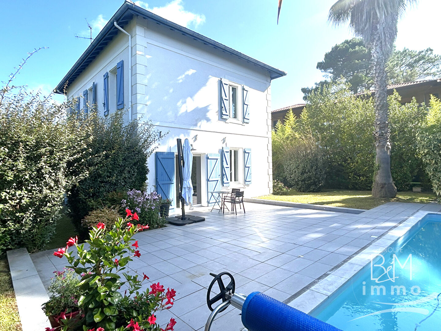 À vendre : Maison de maître 1900-Seignosse Bourg- centre ville- piscine- jardin de 1000M²