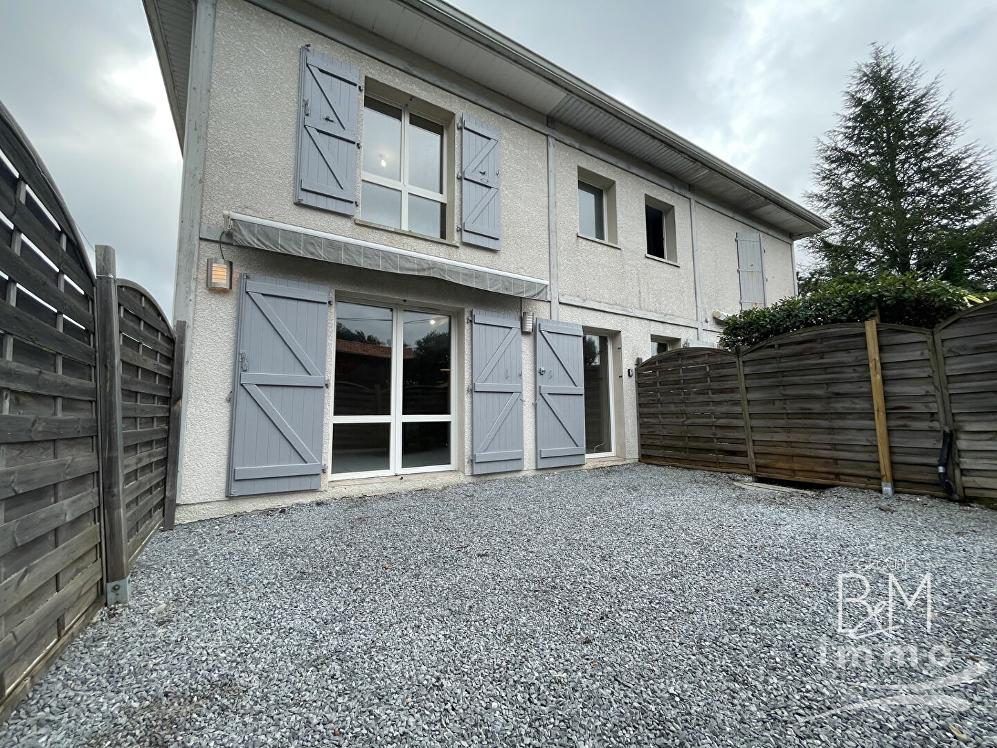 Agence immobilière de 
 Tosse Immo - AGENCE DES PINS 
