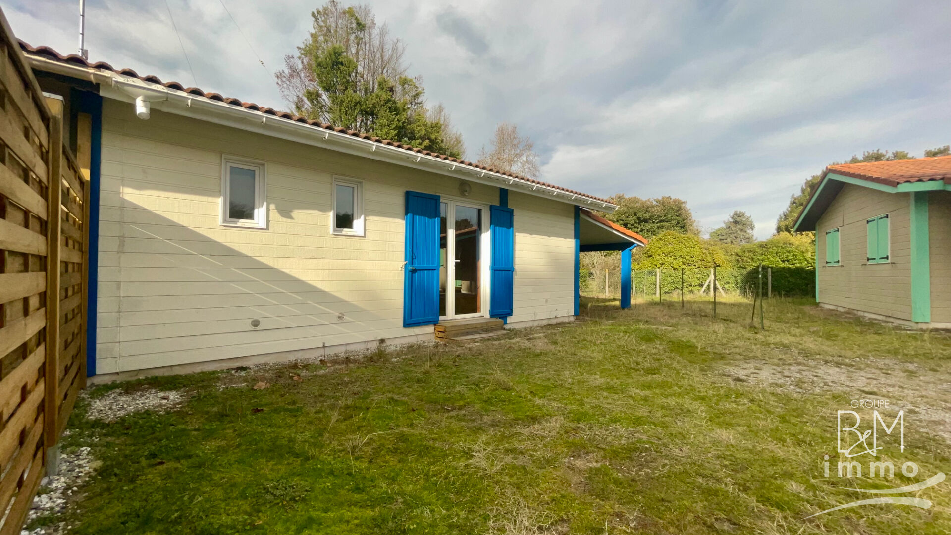 Agence immobilière de 
 Tosse Immo - AGENCE DES PINS 
