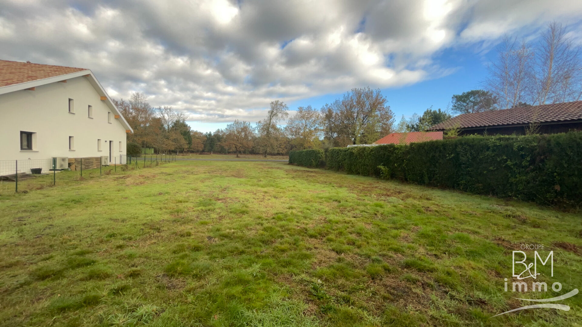 Photo Terrain  778 m2 image 2/4