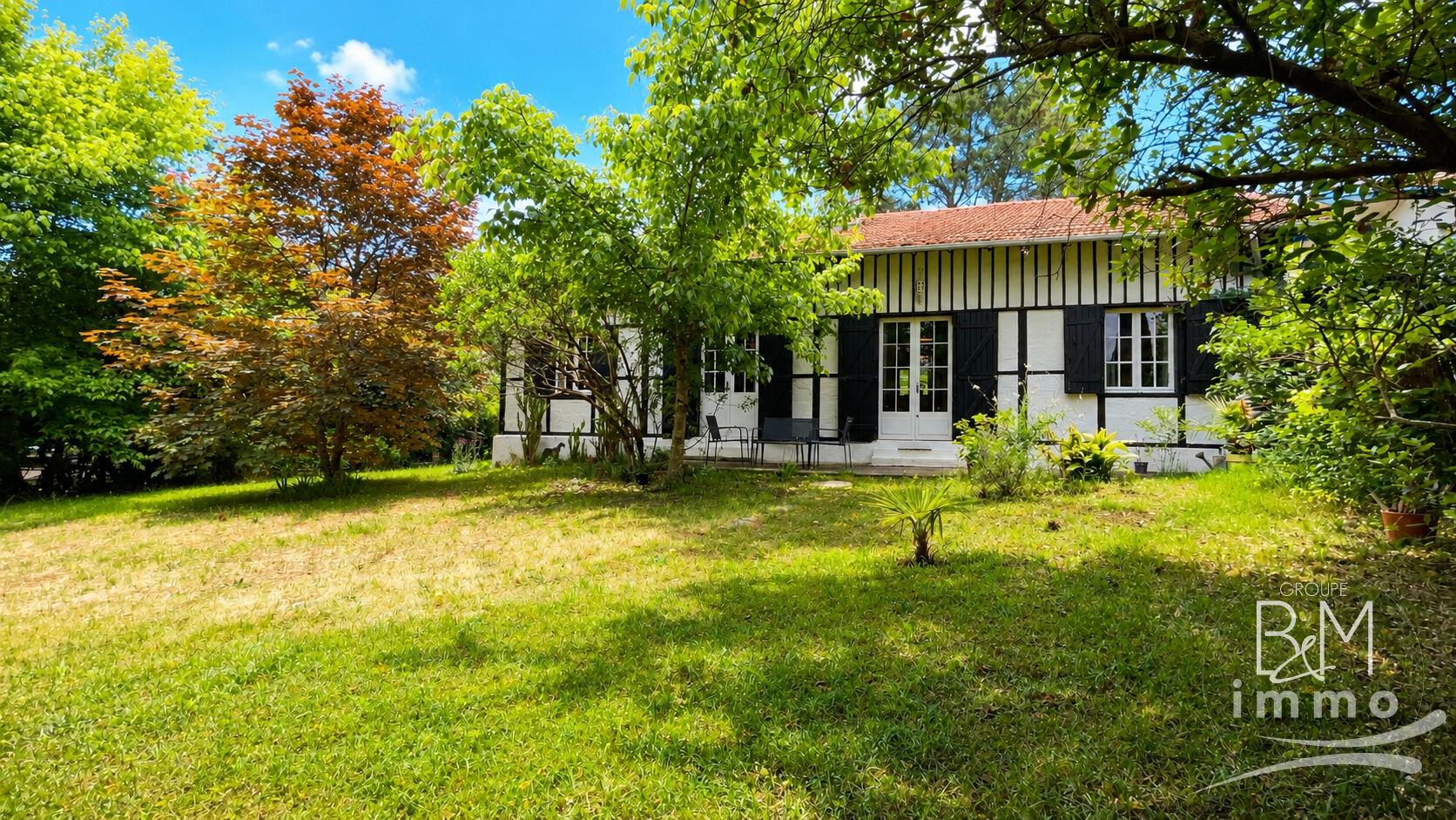 Agence immobilière de 
 Tosse Immo - AGENCE DES PINS 
