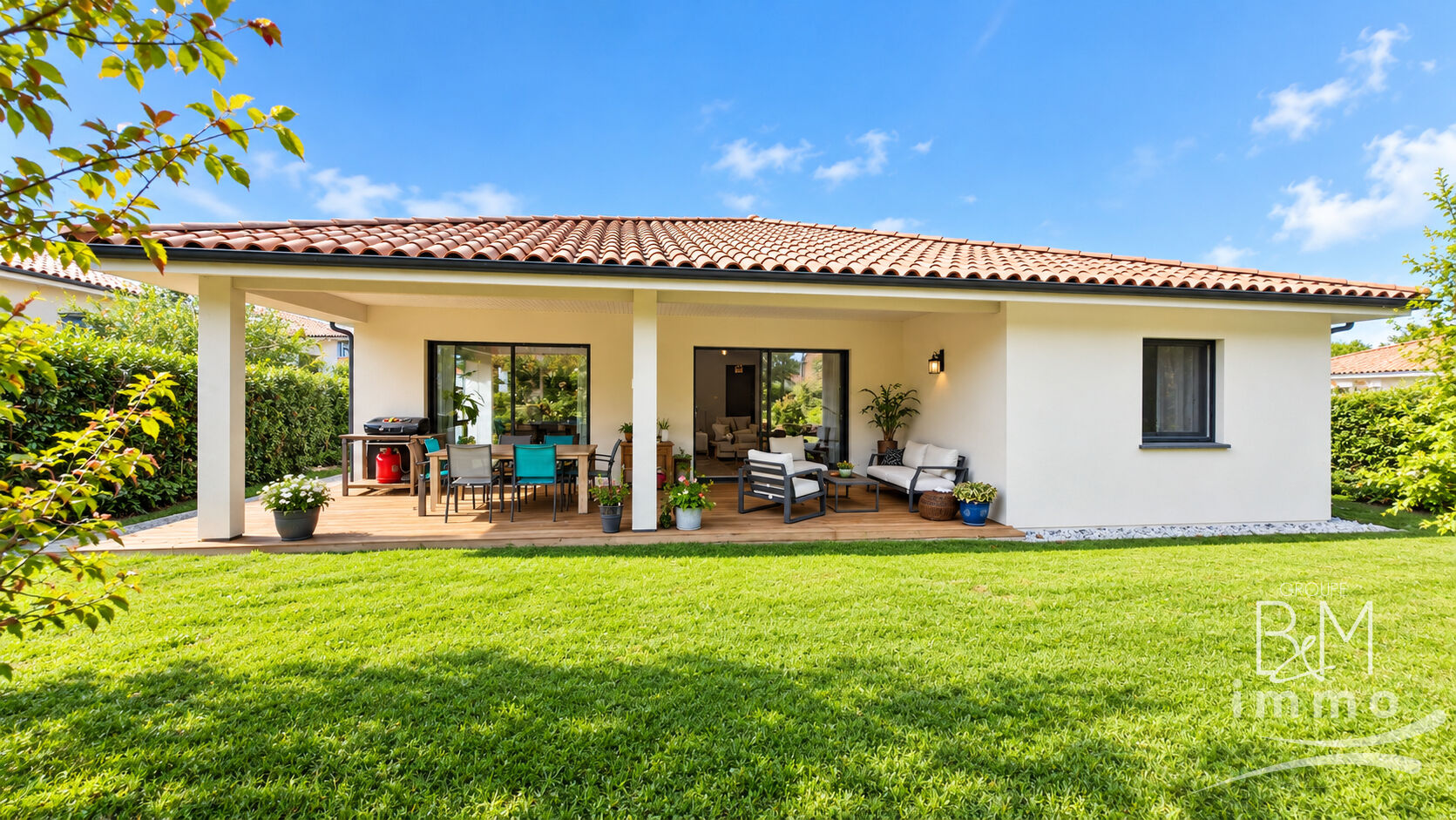 Agence immobilière de 
 Tosse Immo - AGENCE DES PINS 
