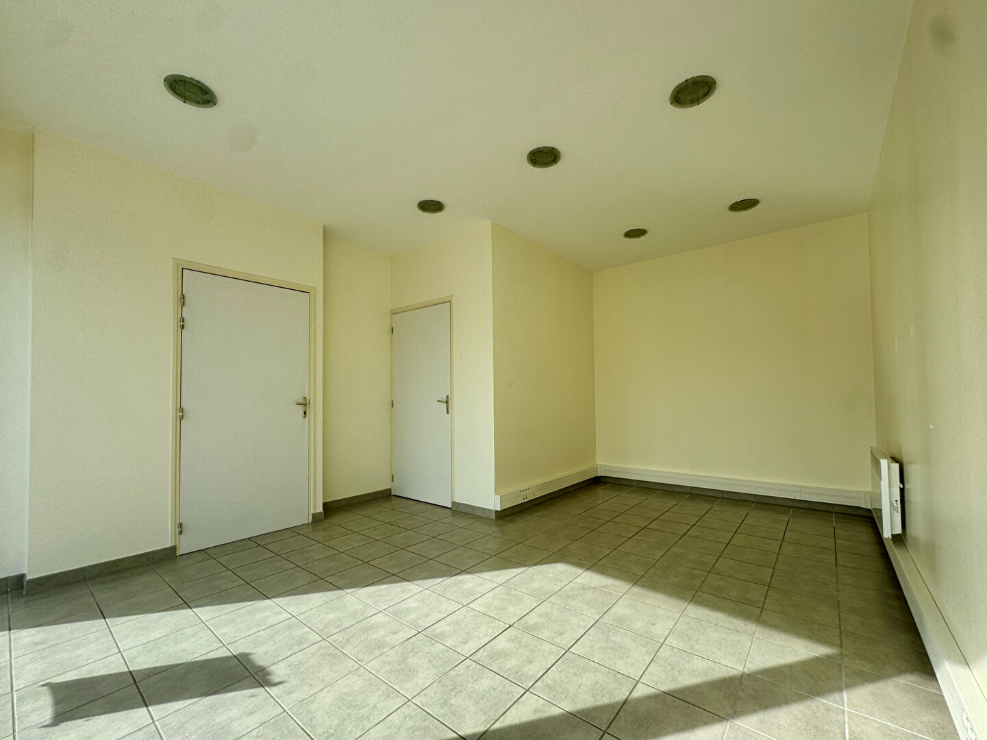 Local commercial Pleyben Bourg 24 m2