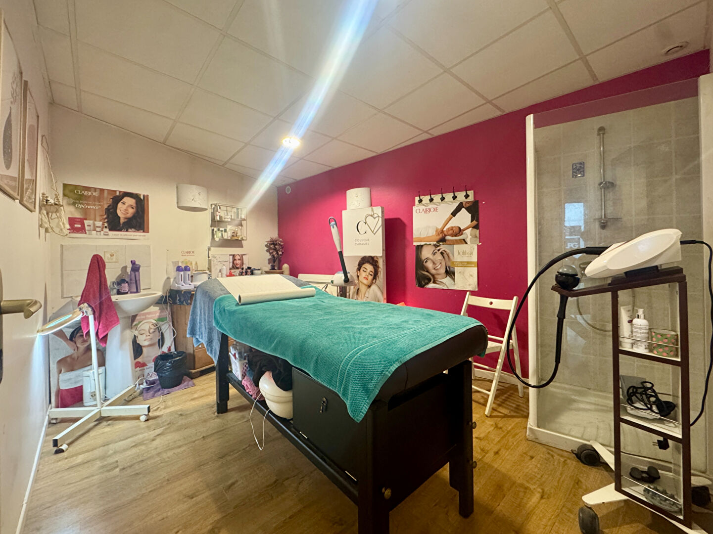 Photo Local commercial Pleyben 30 m2 image 1/5